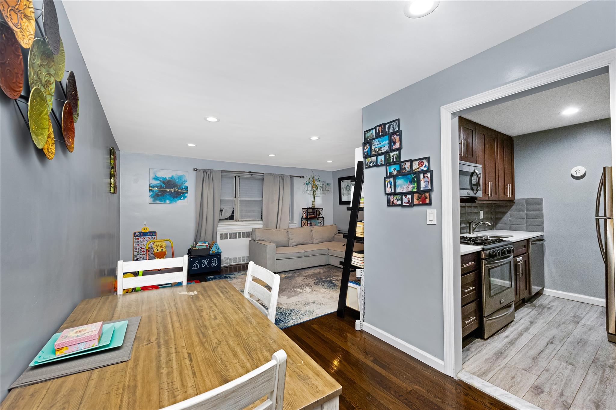 88-25 155th # 2M, Howard Beach, NY 11414