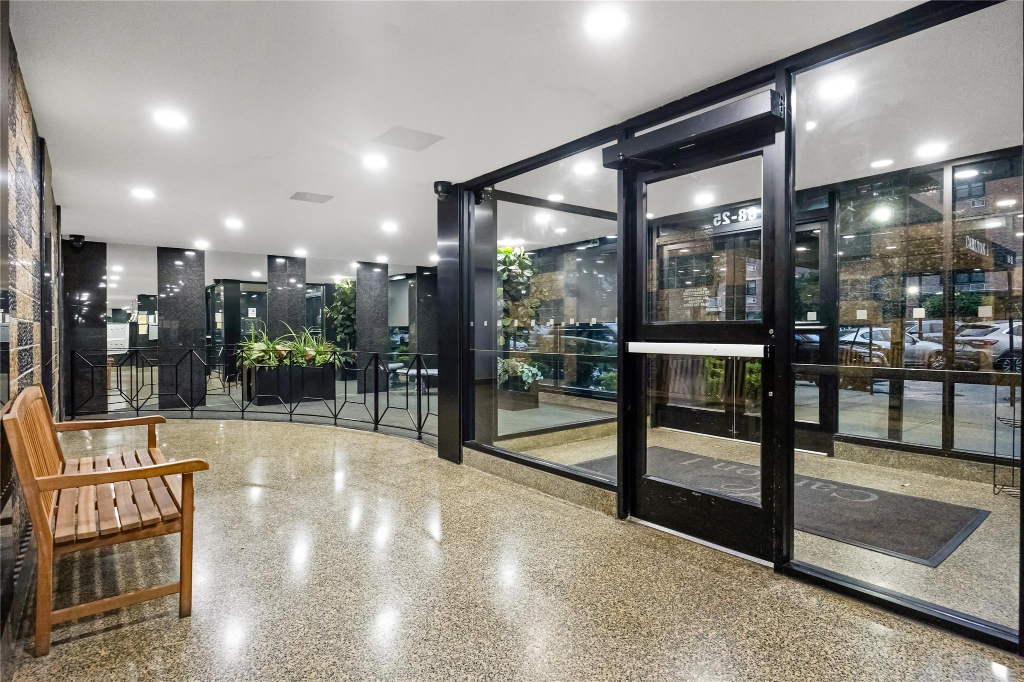 88-25 155th # 2M, Howard Beach, NY 11414