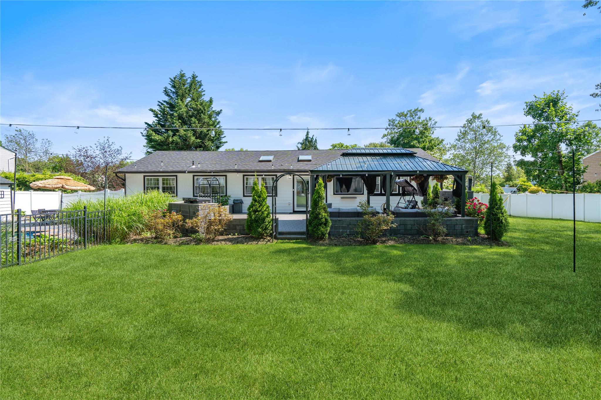 11 Gallatin Drive, Dix Hills, NY 11746