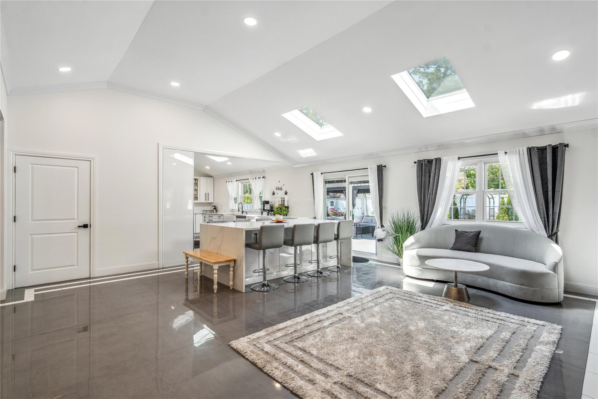 11 Gallatin Drive, Dix Hills, NY 11746