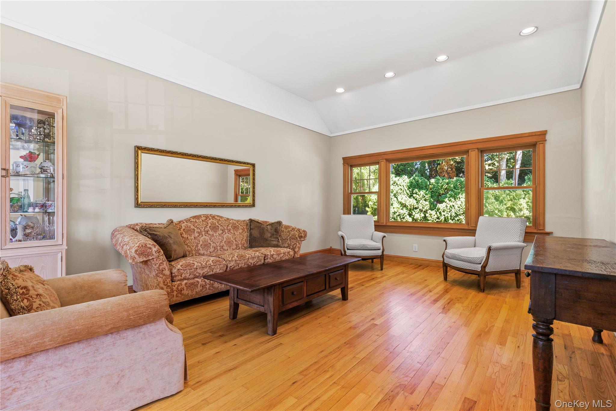 4 Mark Drive, Rye Brook, NY 10573