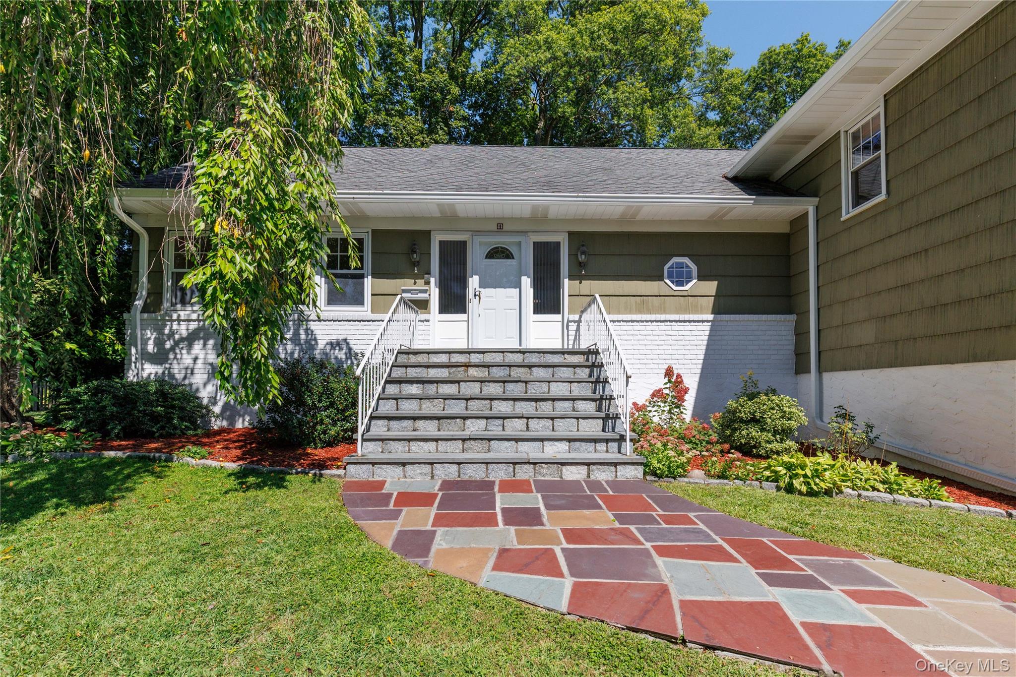 4 Mark Drive, Rye Brook, NY 10573