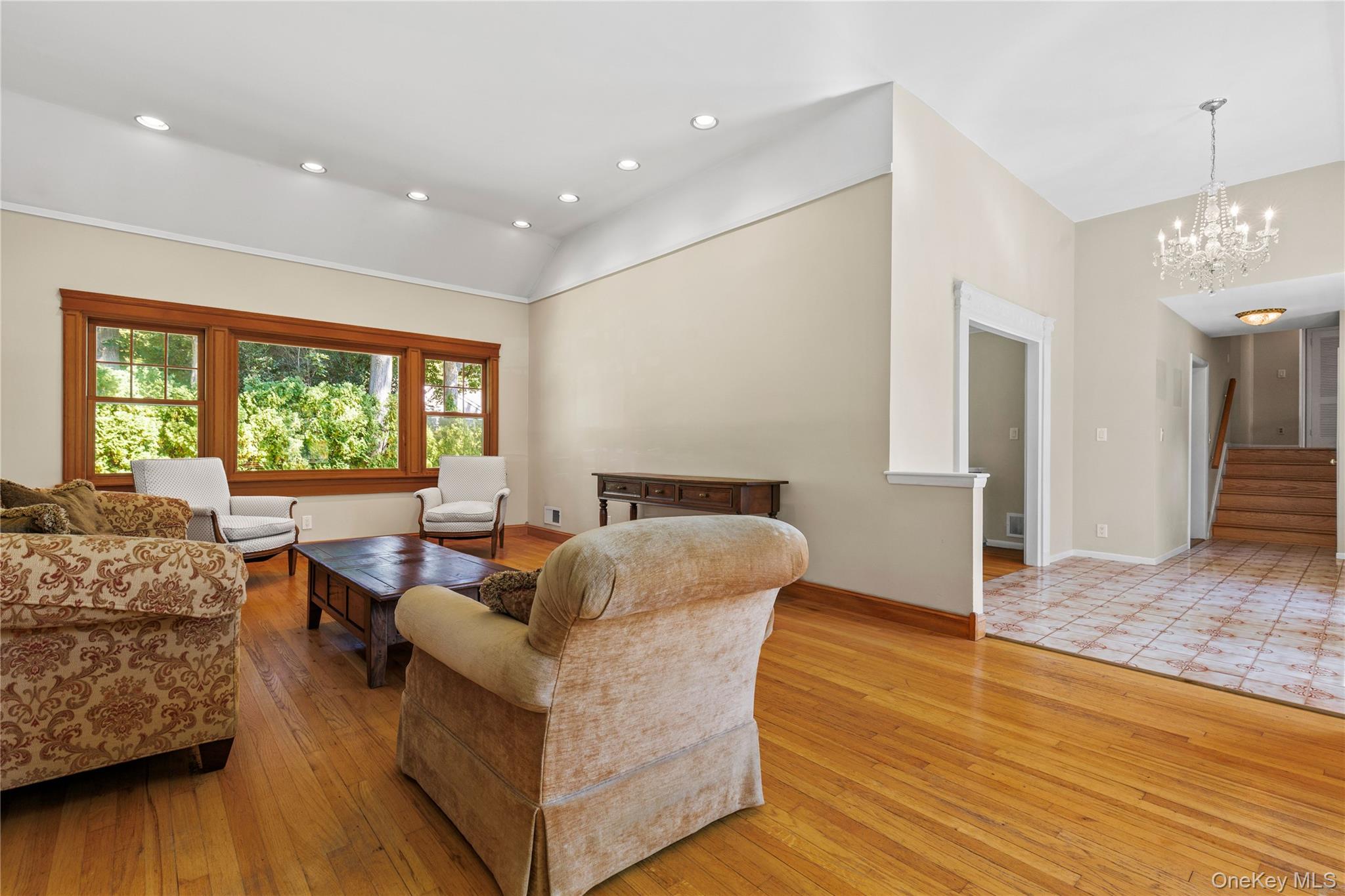 4 Mark Drive, Rye Brook, NY 10573