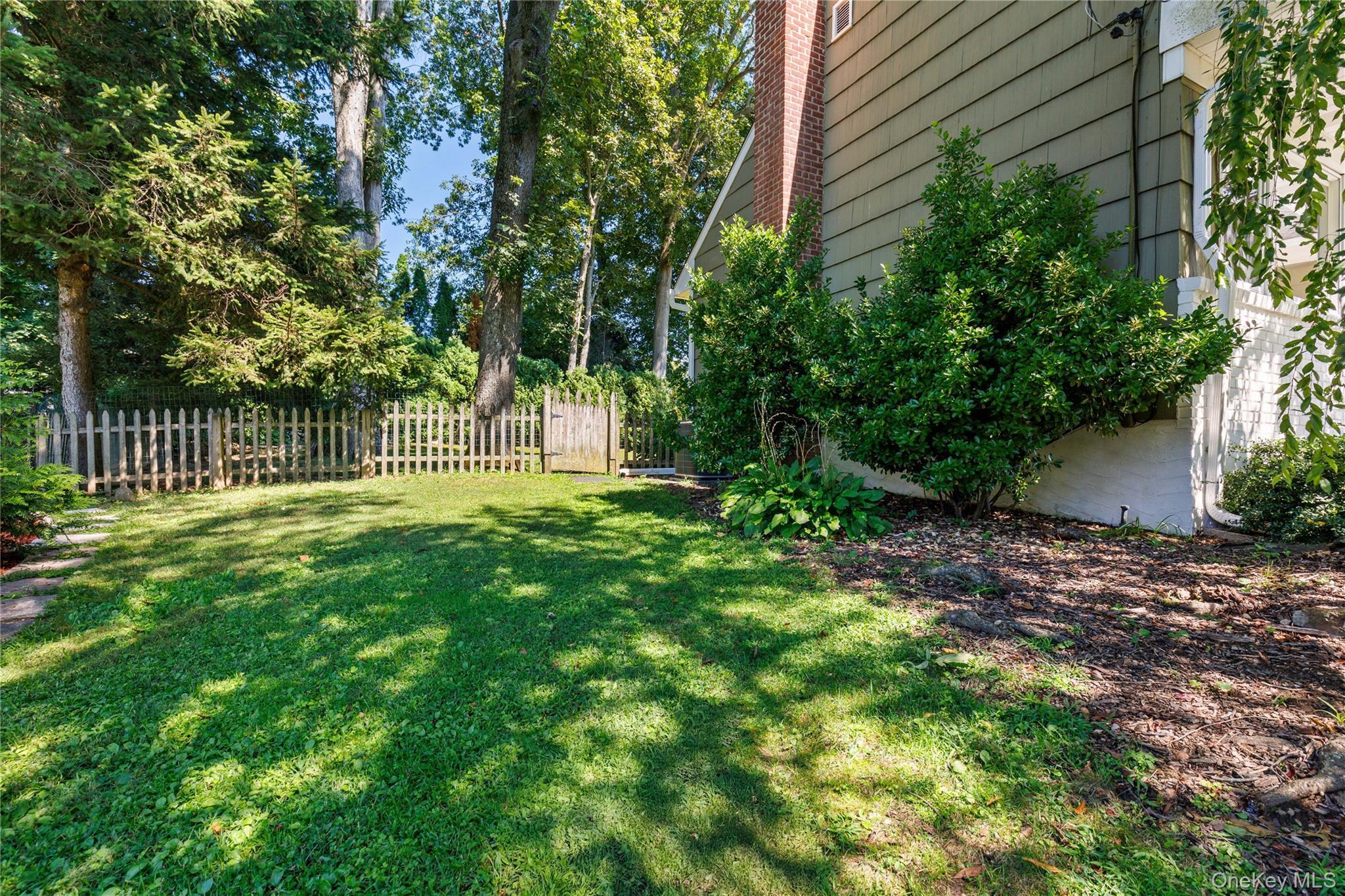 4 Mark Drive, Rye Brook, NY 10573