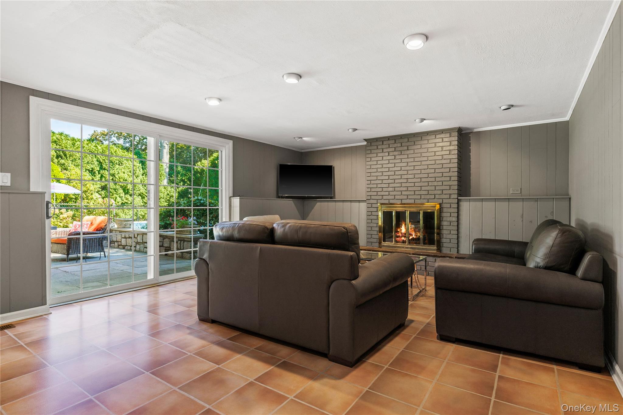 4 Mark Drive, Rye Brook, NY 10573