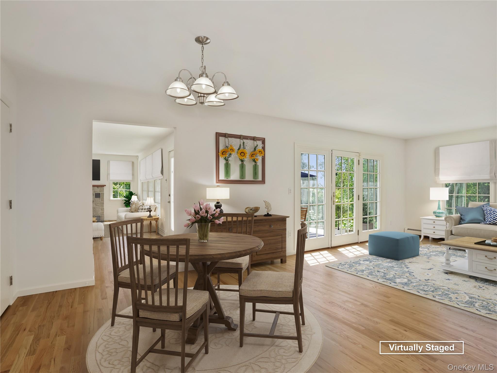 6 Huckleberry Lane E, Hampton Bays, NY 11946