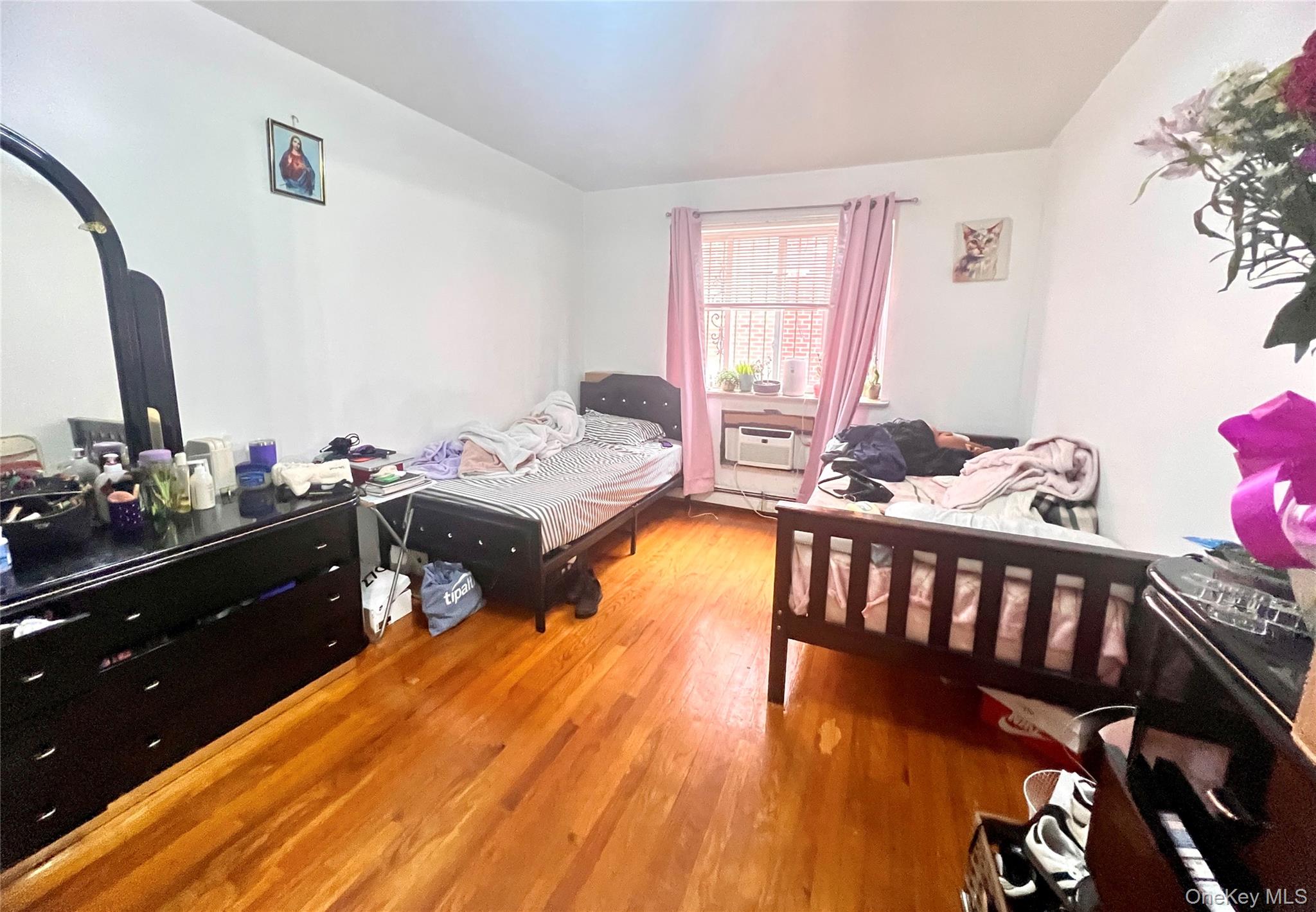 40-70 Case Street, Elmhurst, NY 11373