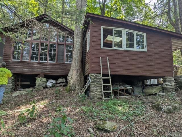 131 Old Plank Road, Sparrowbush, NY 12780