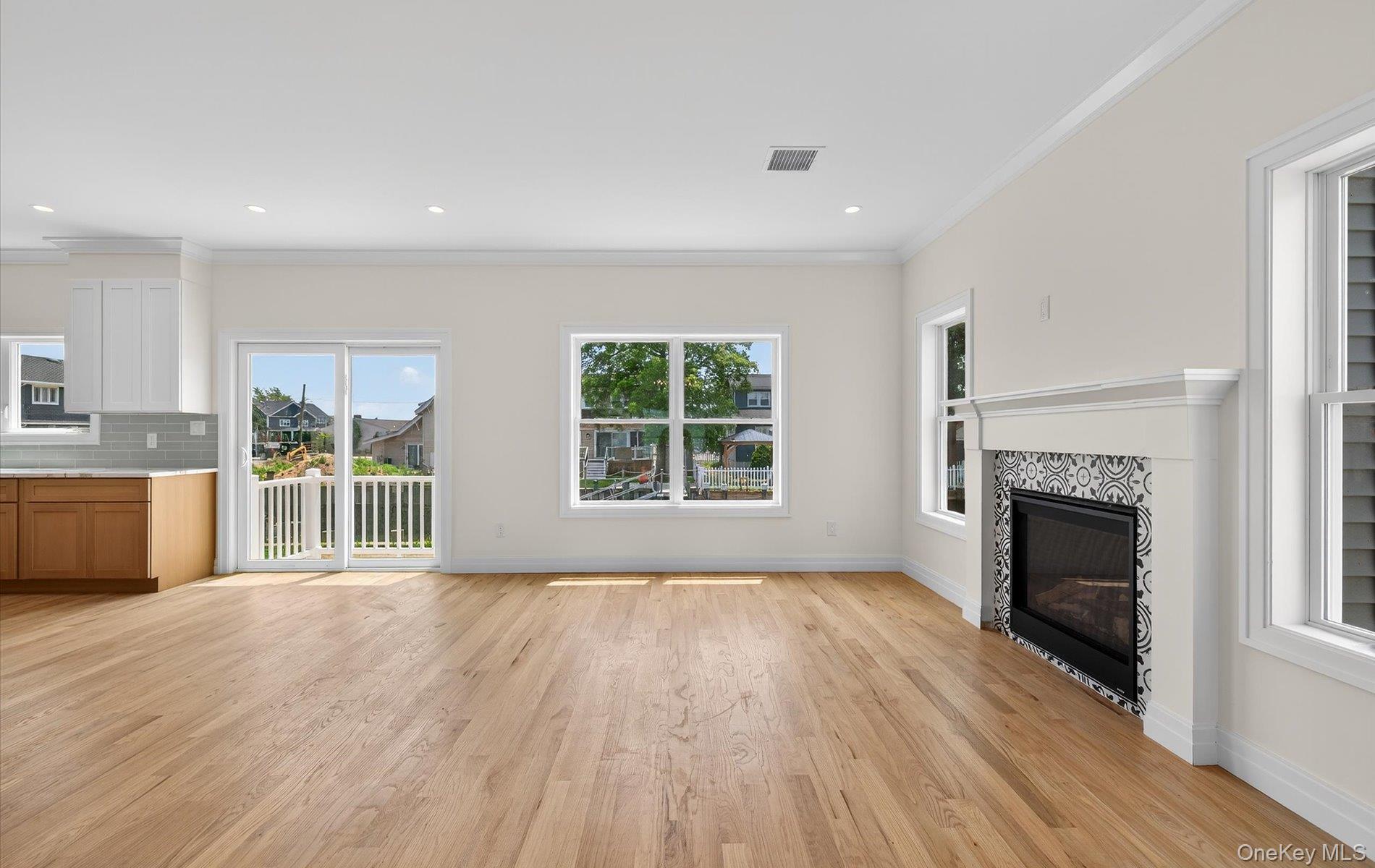 1116 Washington Place, Baldwin Harbor, NY 11510