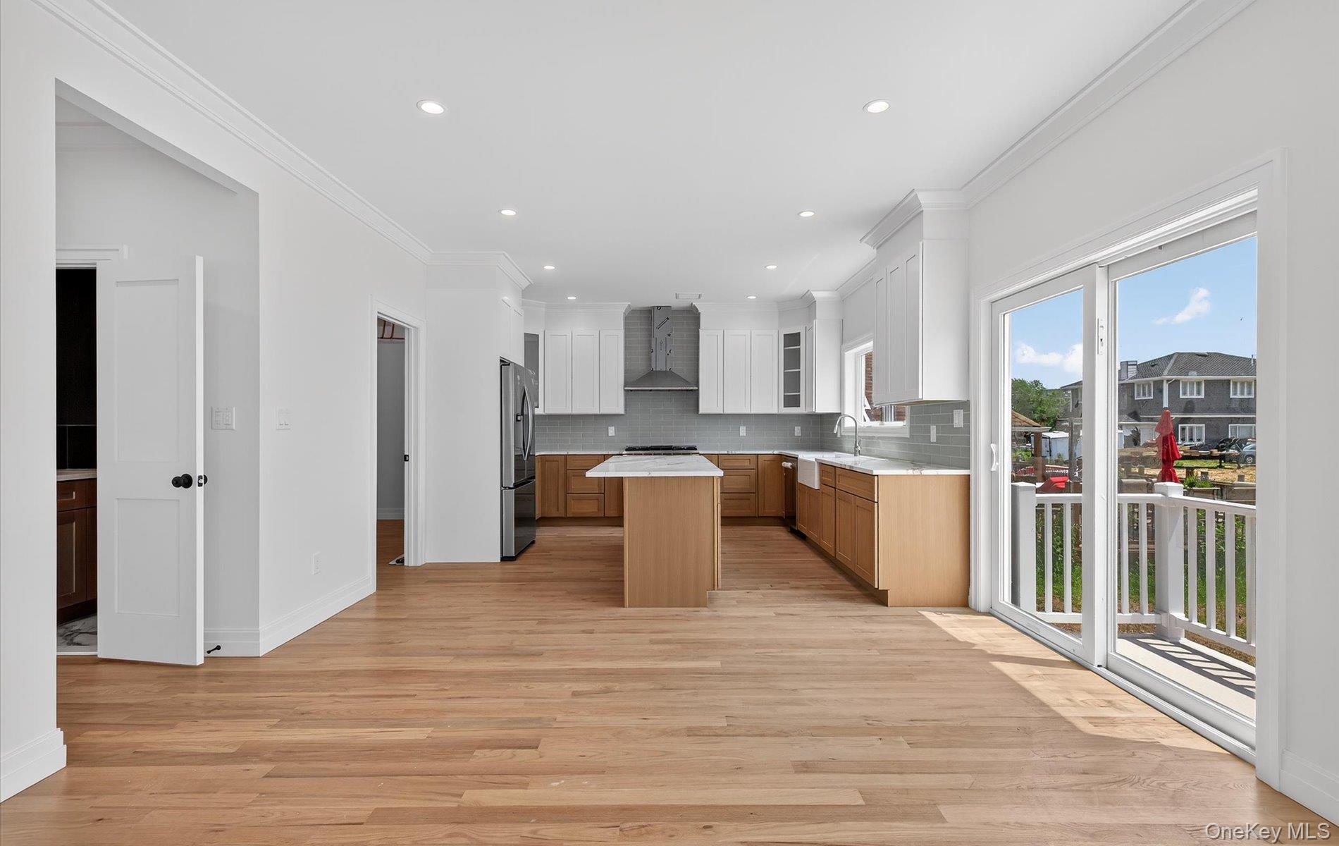 1116 Washington Place, Baldwin Harbor, NY 11510