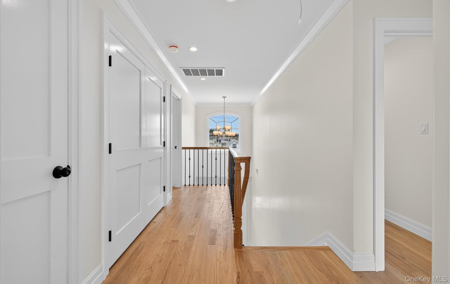 1116 Washington Place, Baldwin Harbor, NY 11510