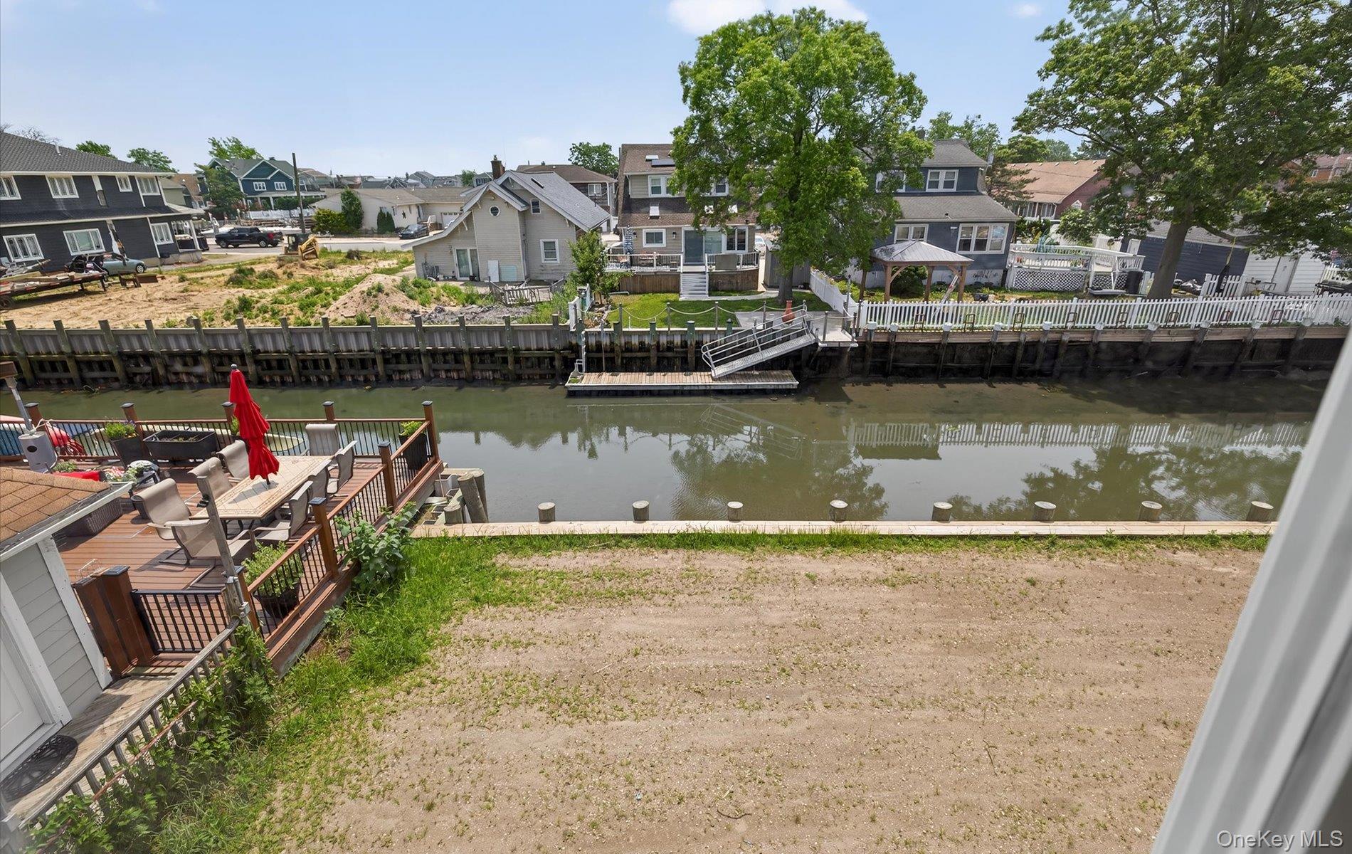 1116 Washington Place, Baldwin Harbor, NY 11510