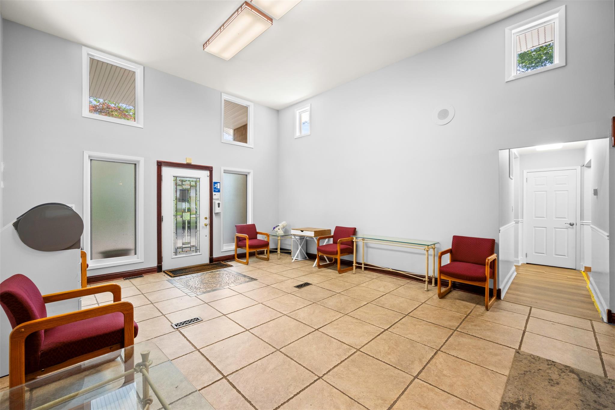 10 Hunter Avenue, Miller Place, NY 11764