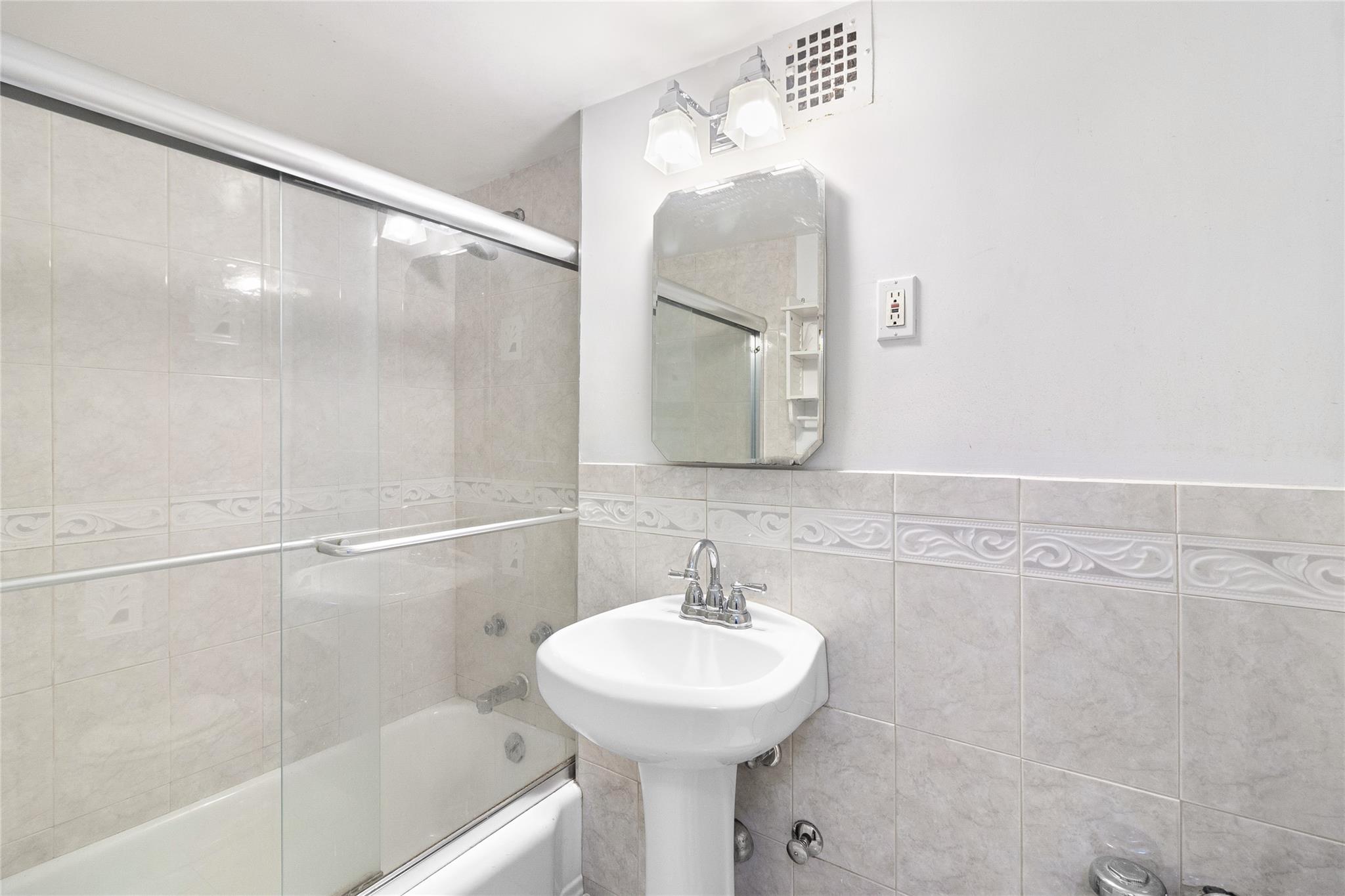 35-11 85th Street # 8N, Jackson Heights, NY 11372