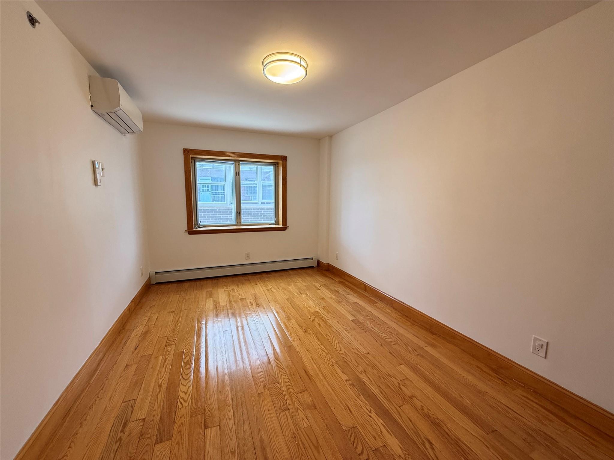 41-42 College Point Boulevard # 3E, Flushing, NY 11355