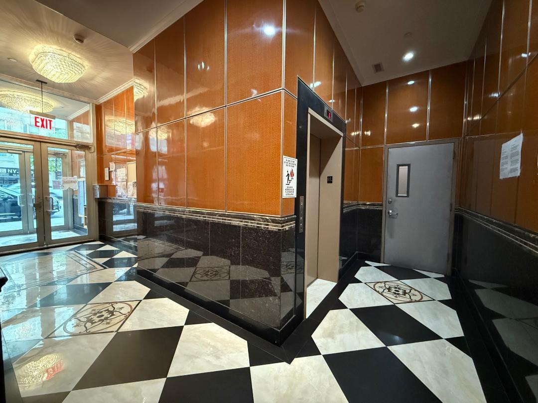 41-42 College Point Boulevard # 3E, Flushing, NY 11355