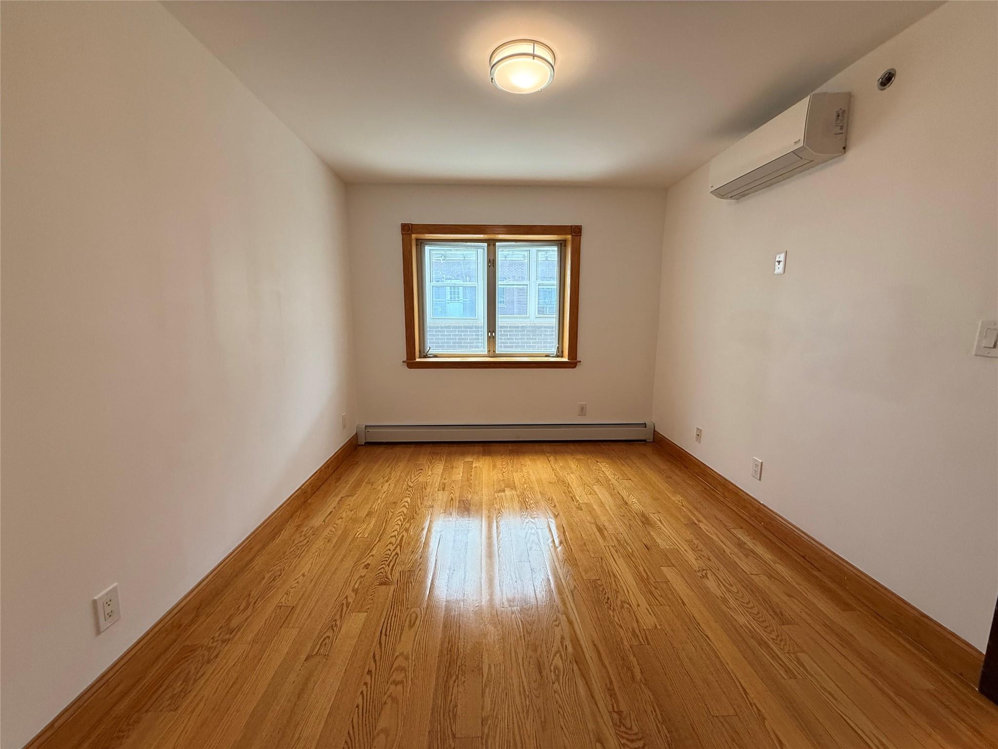 41-42 College Point Boulevard # 3E, Flushing, NY 11355