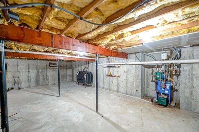 576 Boxwood Drive, Shirley, NY 11967