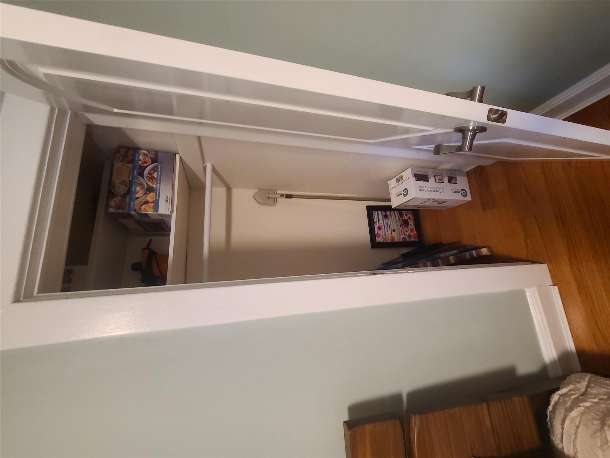 54 Lynbrook Avenue, Lynbrook, NY 11563