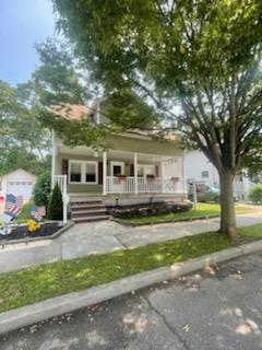 54 Lynbrook Avenue, Lynbrook, NY 11563