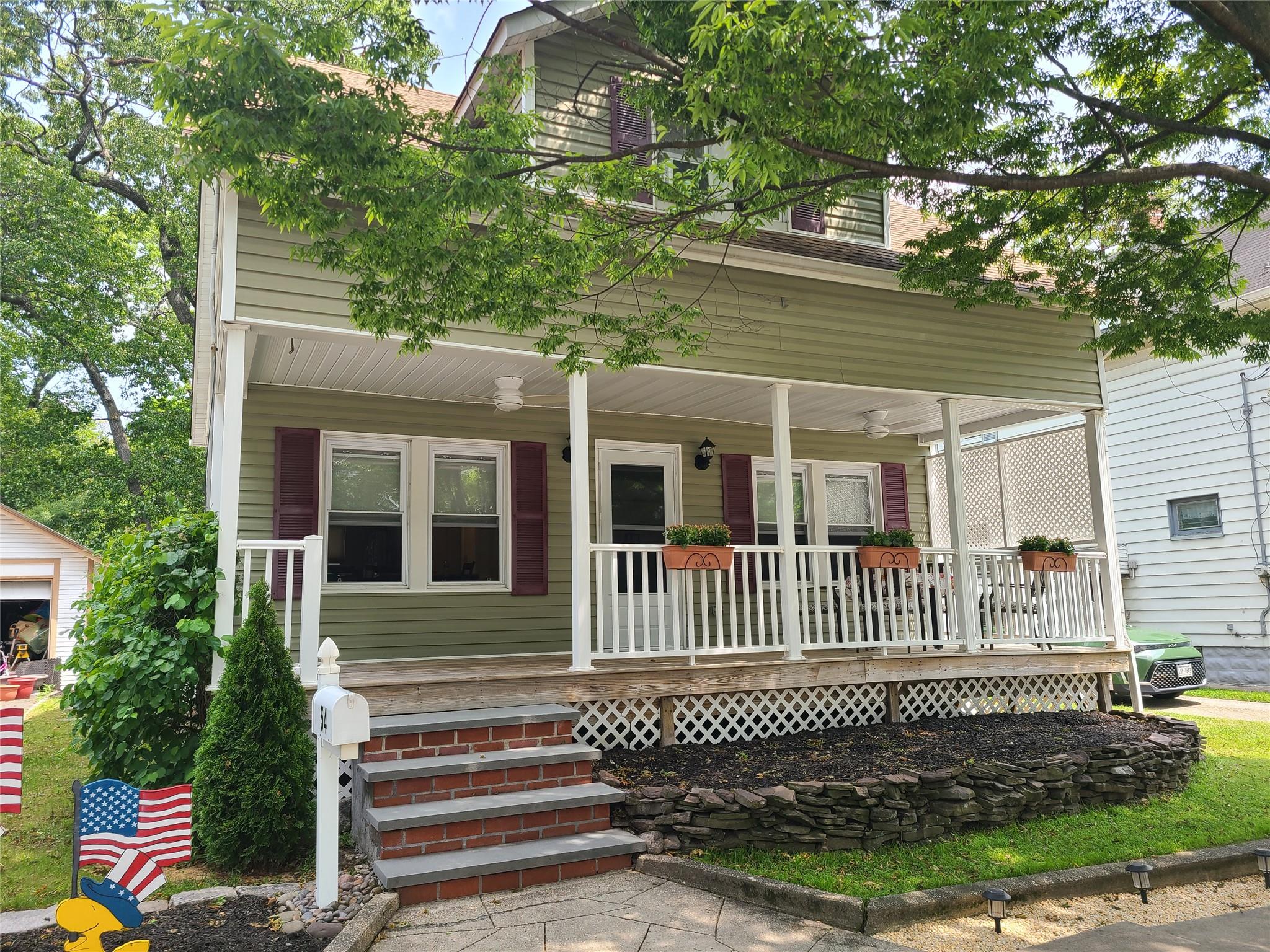 54 Lynbrook Avenue, Lynbrook, NY 11563