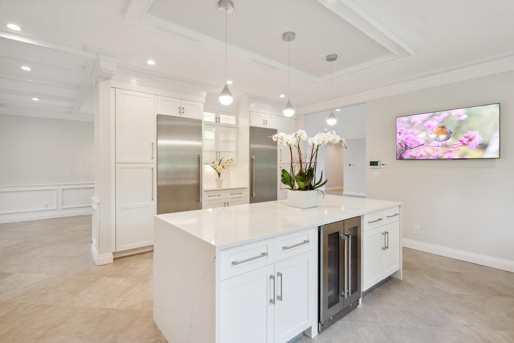 21 Arista Drive, Dix Hills, NY 11746