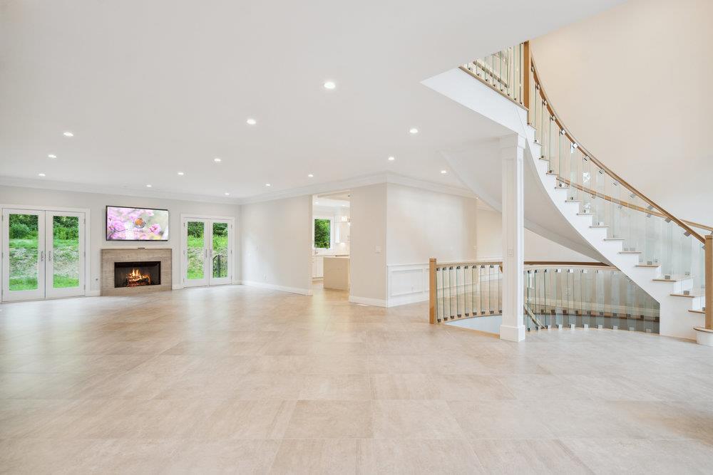 21 Arista Drive, Dix Hills, NY 11746