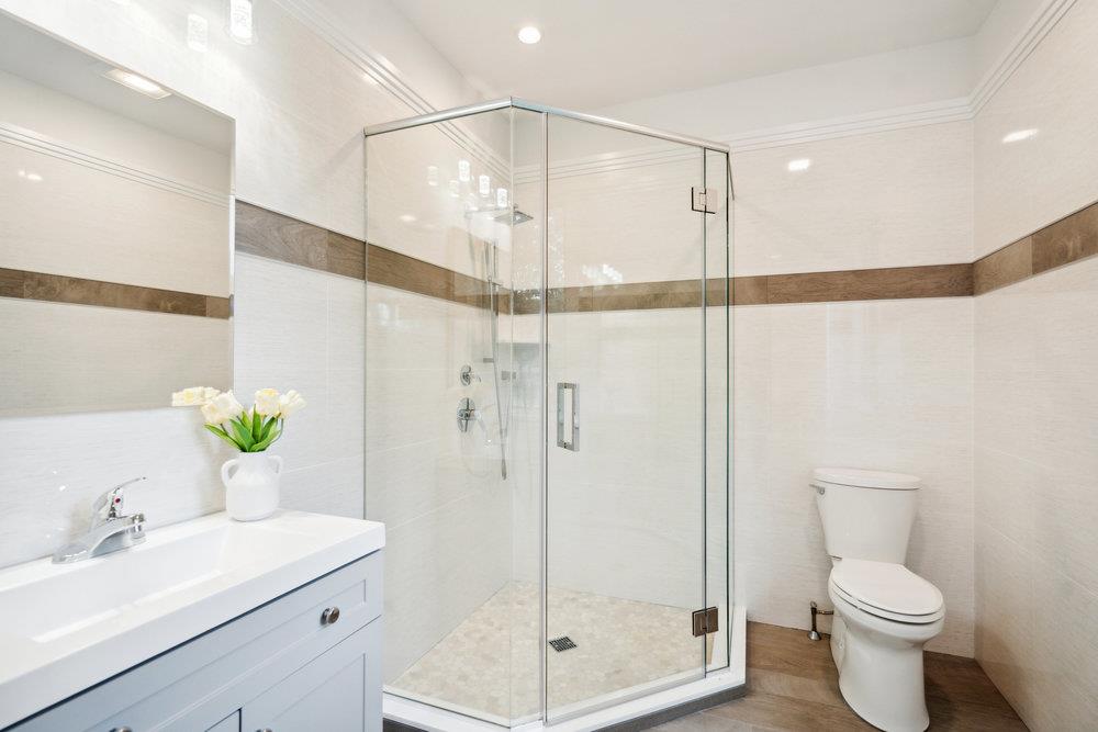 21 Arista Drive, Dix Hills, NY 11746