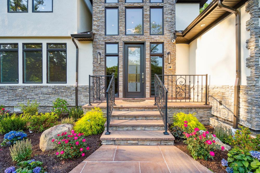 21 Arista Drive, Dix Hills, NY 11746