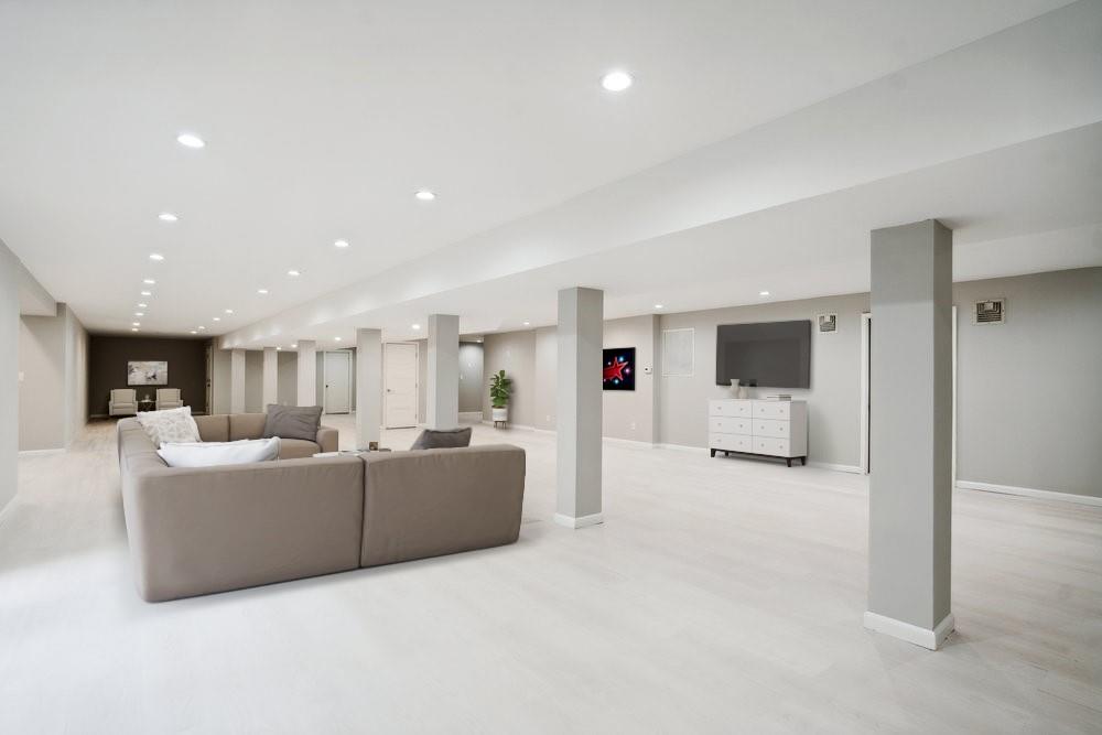 21 Arista Drive, Dix Hills, NY 11746