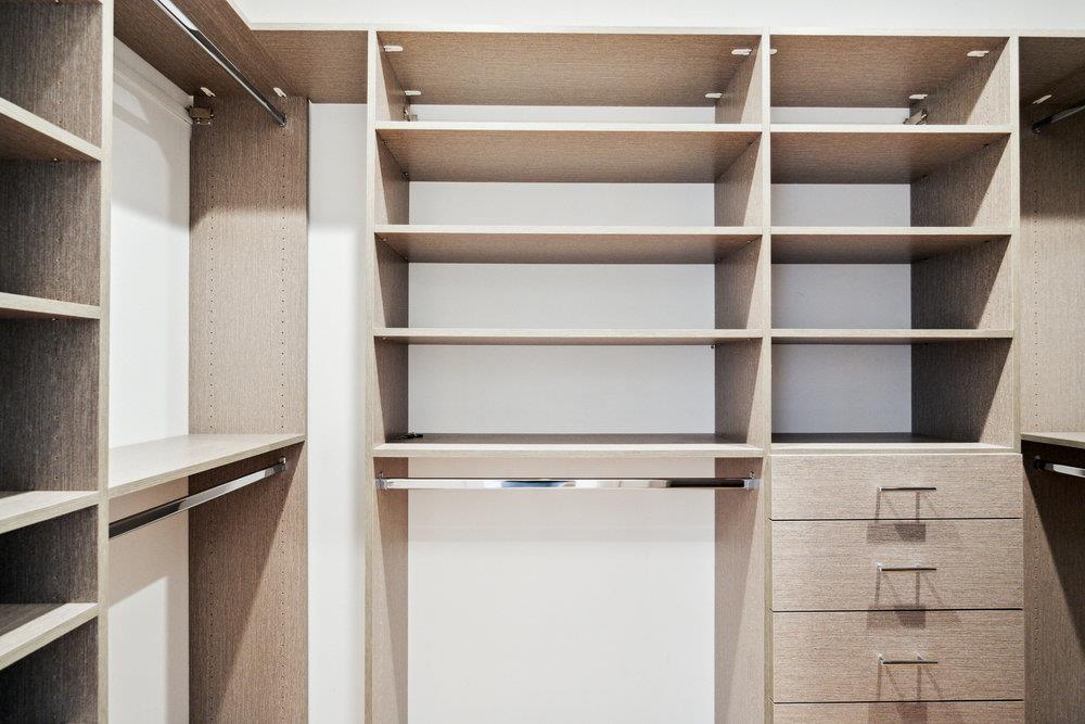 21 Arista Drive, Dix Hills, NY 11746