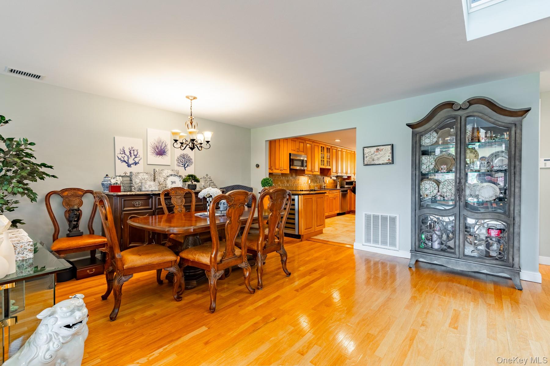 10 Hidden Harbor Drive, Babylon, NY 11702