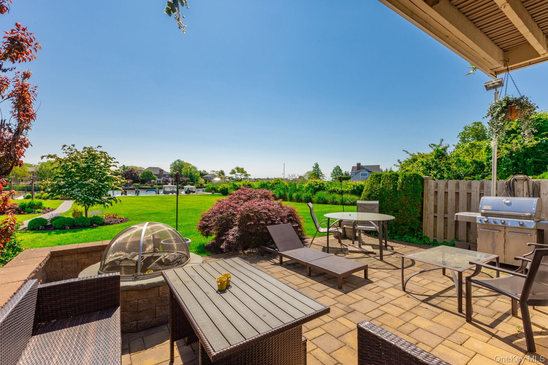 10 Hidden Harbor Drive, Babylon, NY 11702