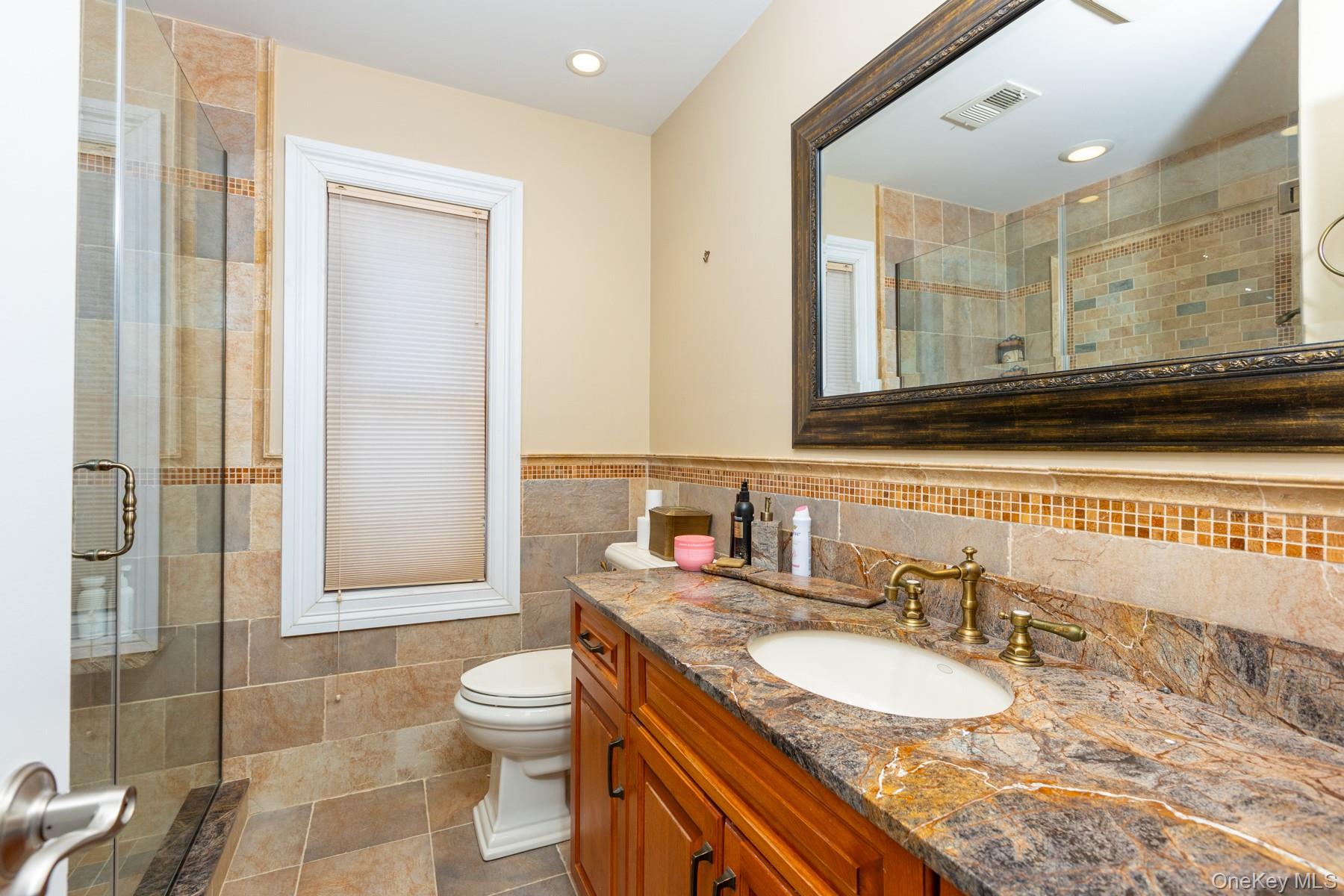 10 Hidden Harbor Drive, Babylon, NY 11702