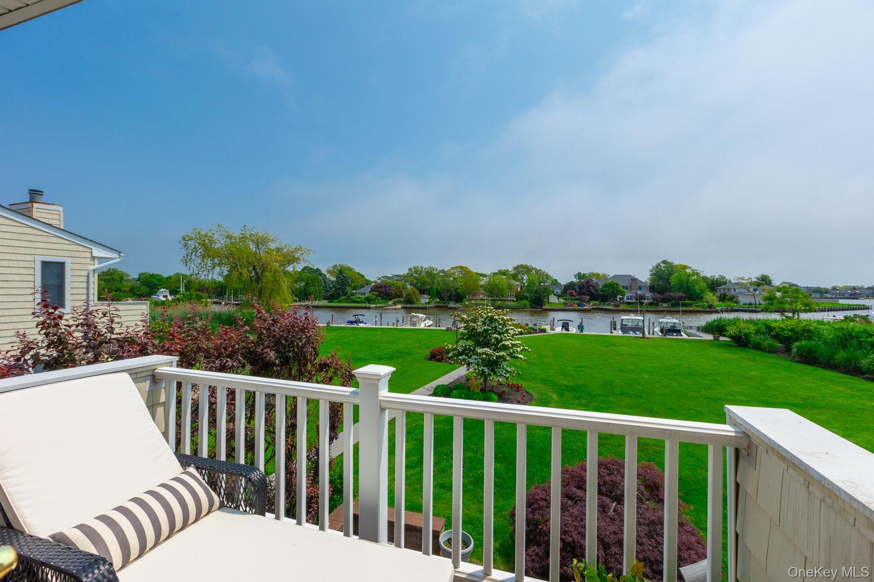 10 Hidden Harbor Drive, Babylon, NY 11702