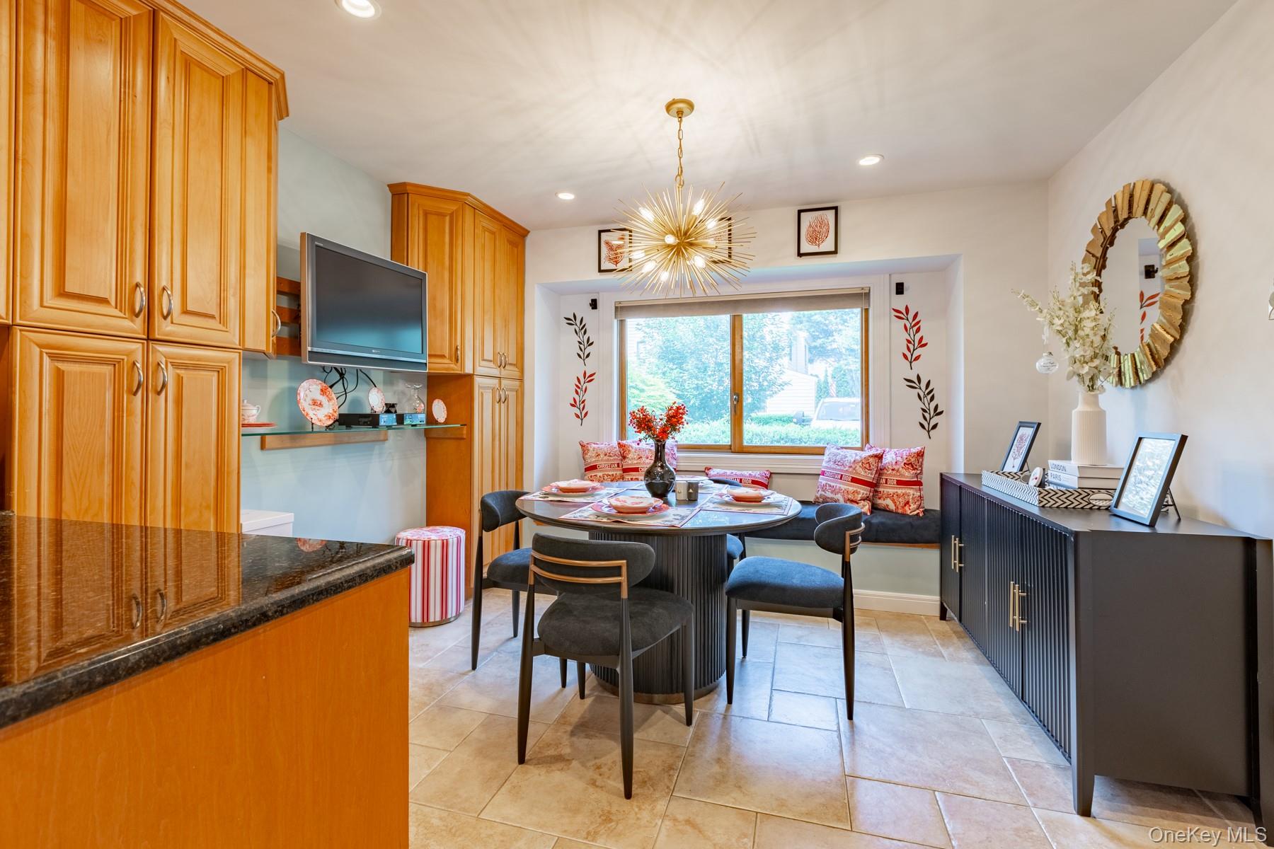 10 Hidden Harbor Drive, Babylon, NY 11702