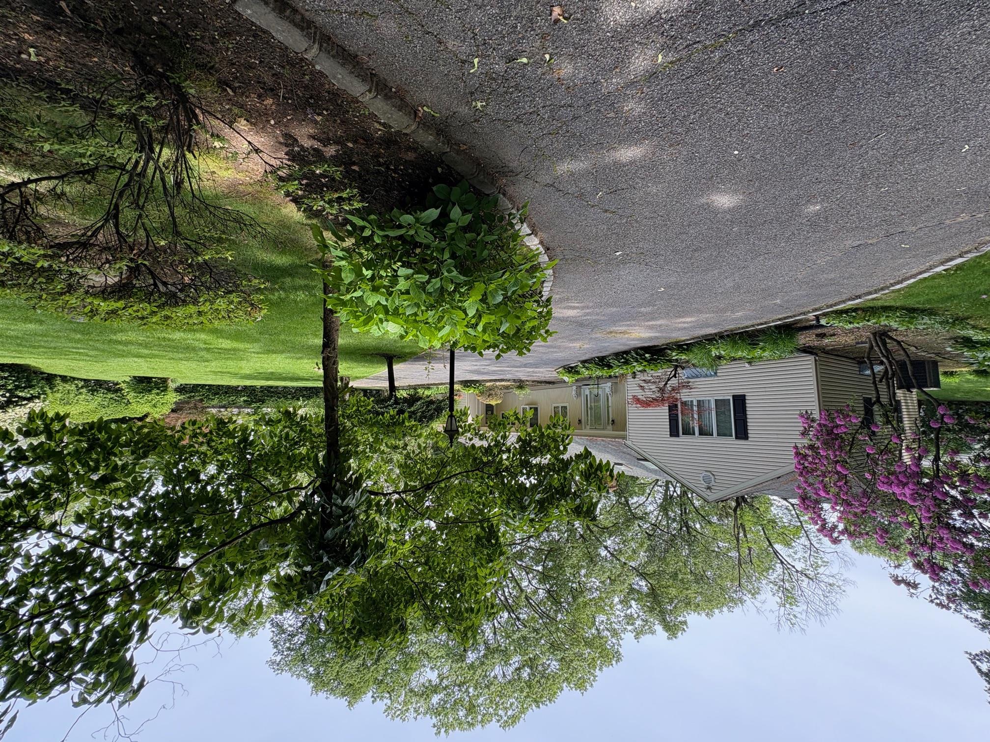 1 Luquer Road, Manhasset, NY 11030