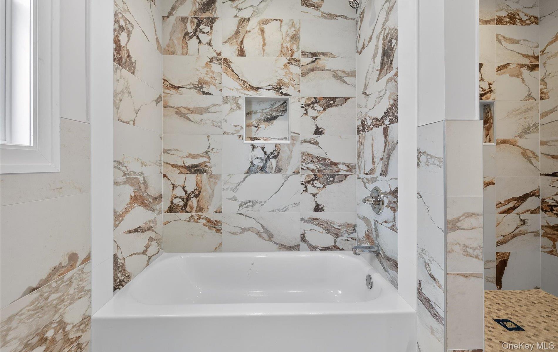 1108 Washington Place, Baldwin Harbor, NY 11510