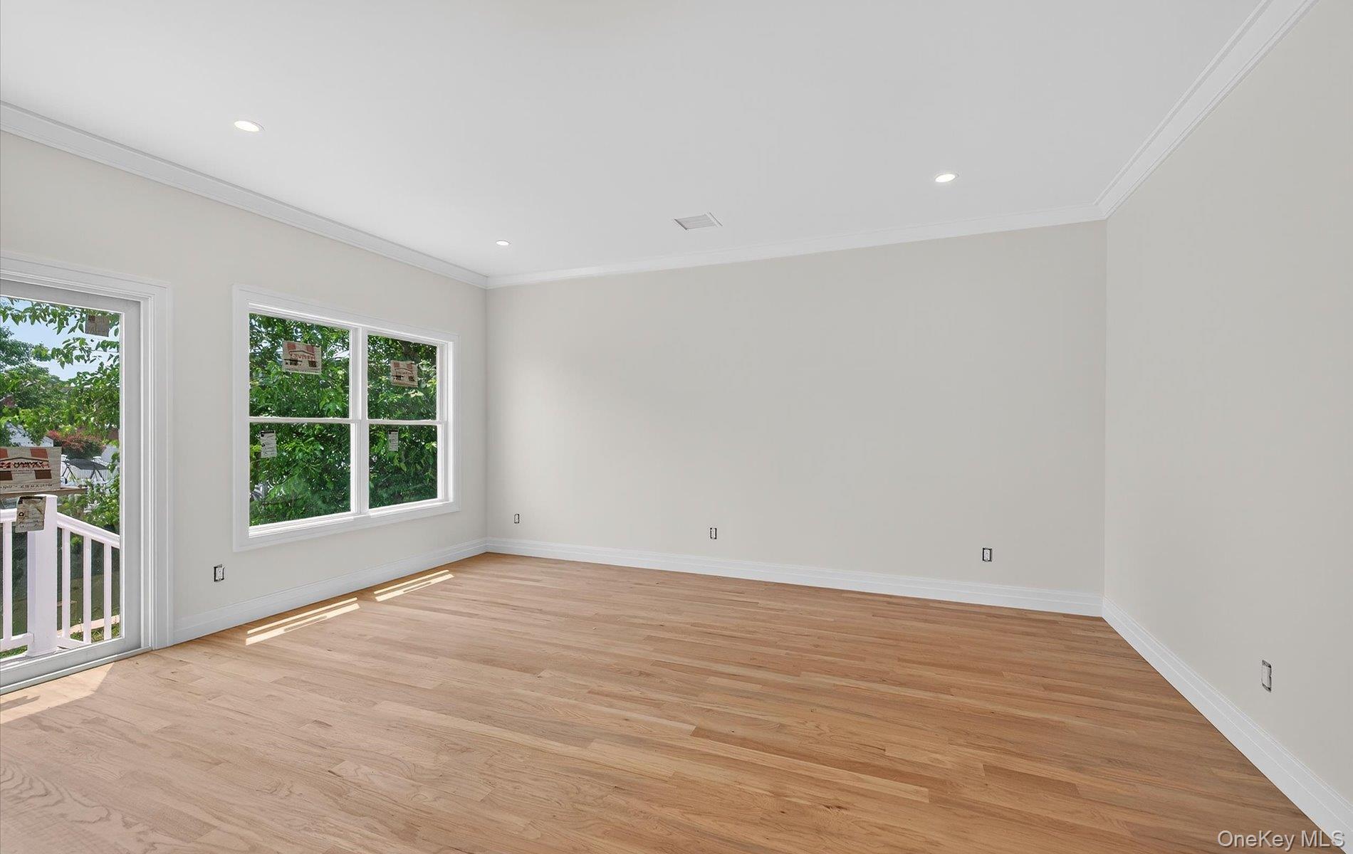 1108 Washington Place, Baldwin Harbor, NY 11510