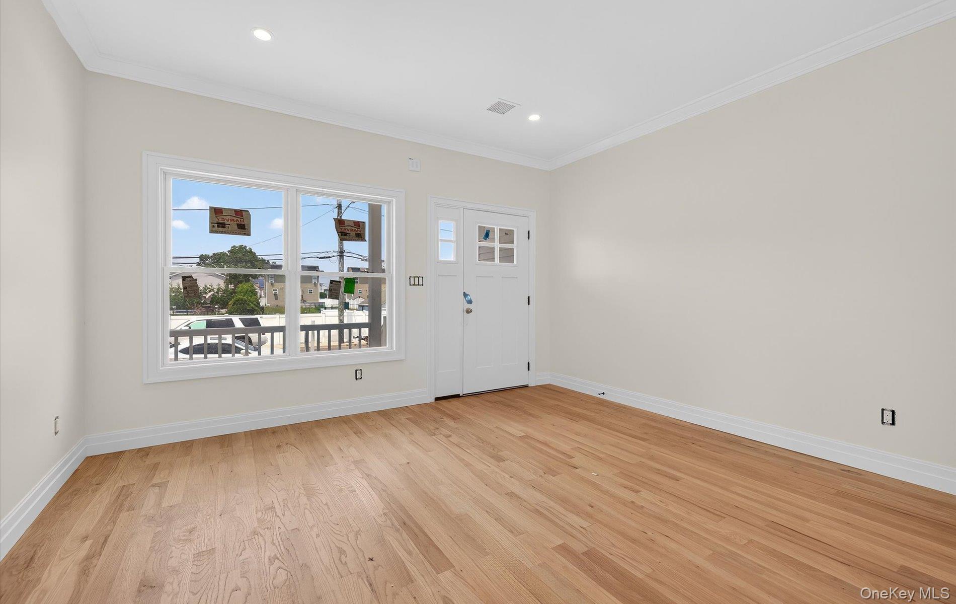 1108 Washington Place, Baldwin Harbor, NY 11510