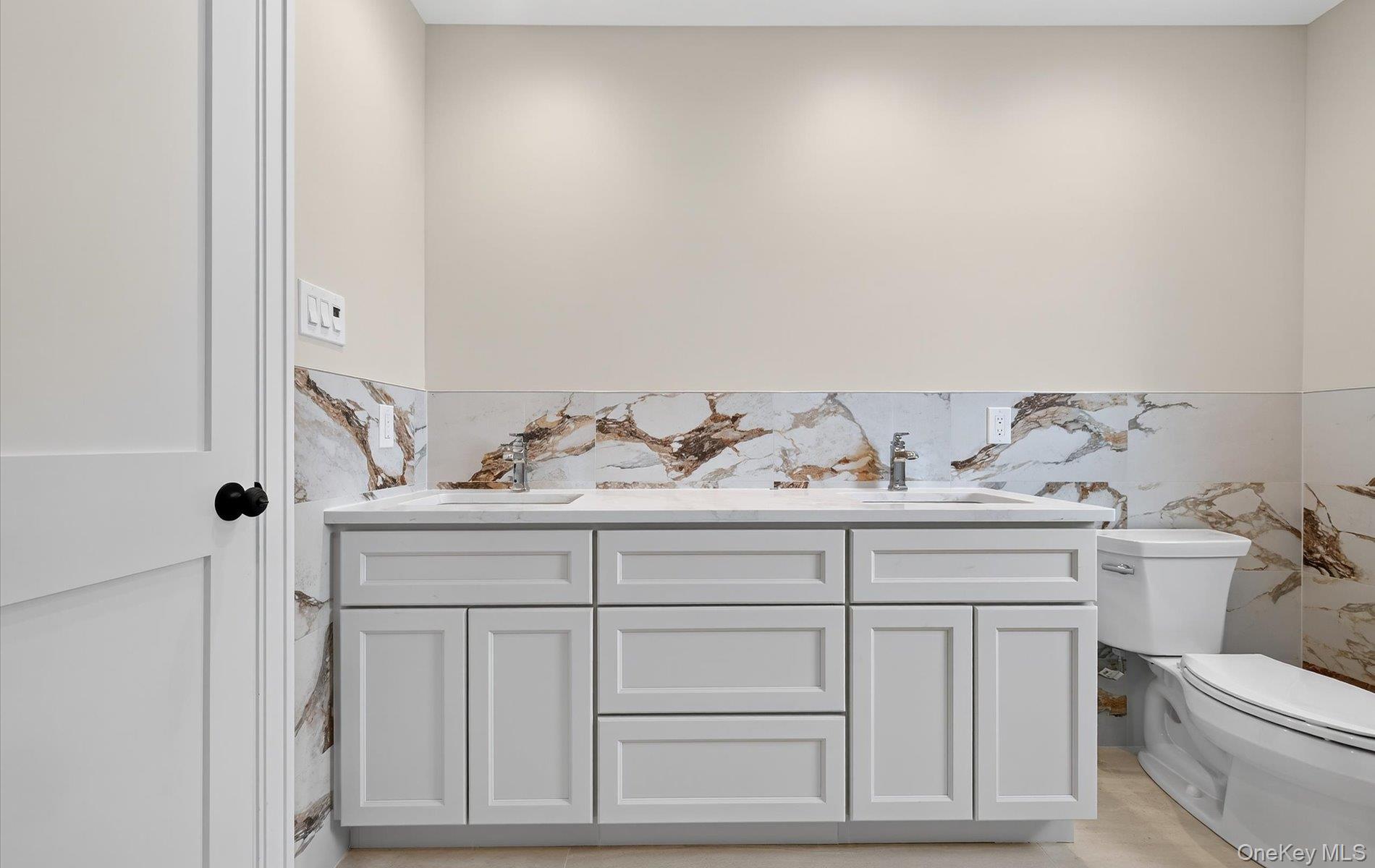 1108 Washington Place, Baldwin Harbor, NY 11510