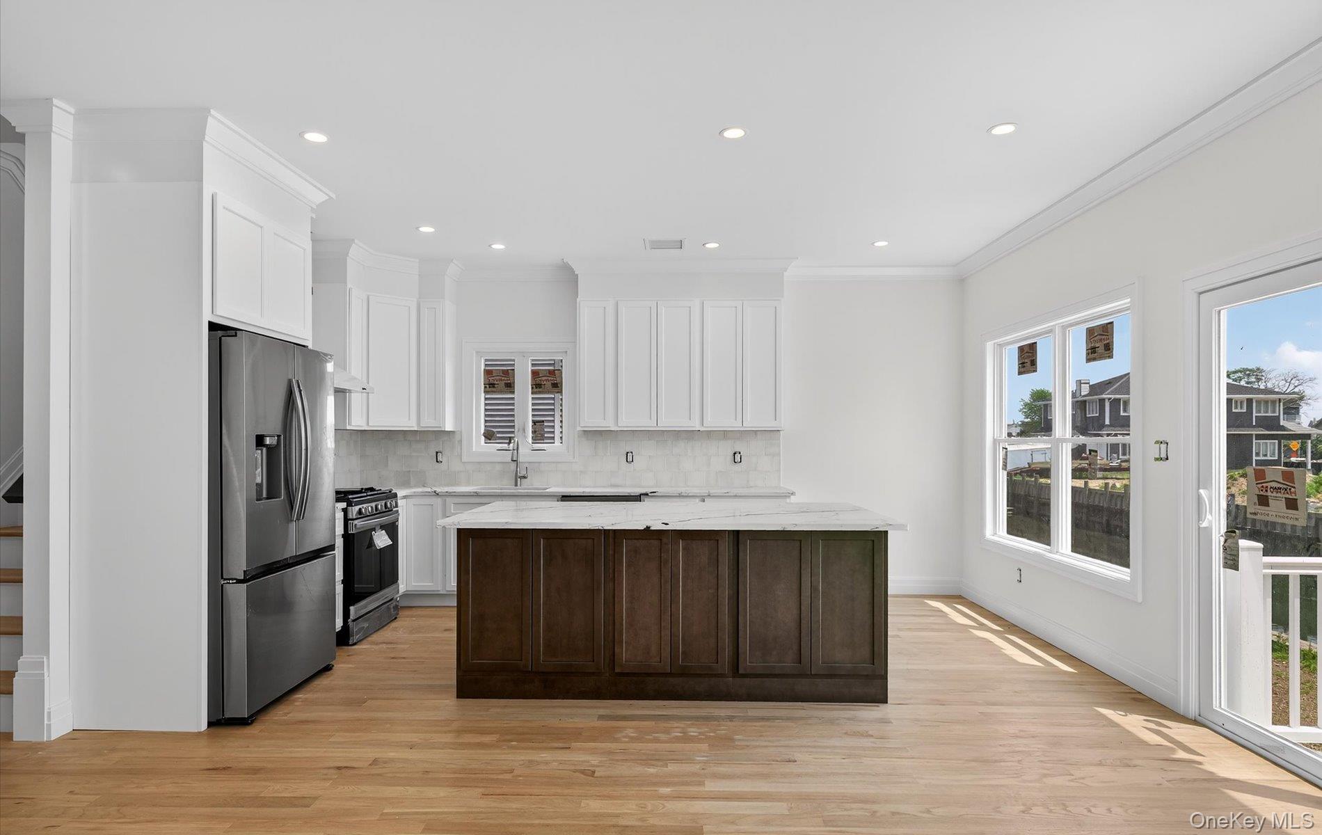 1108 Washington Place, Baldwin Harbor, NY 11510