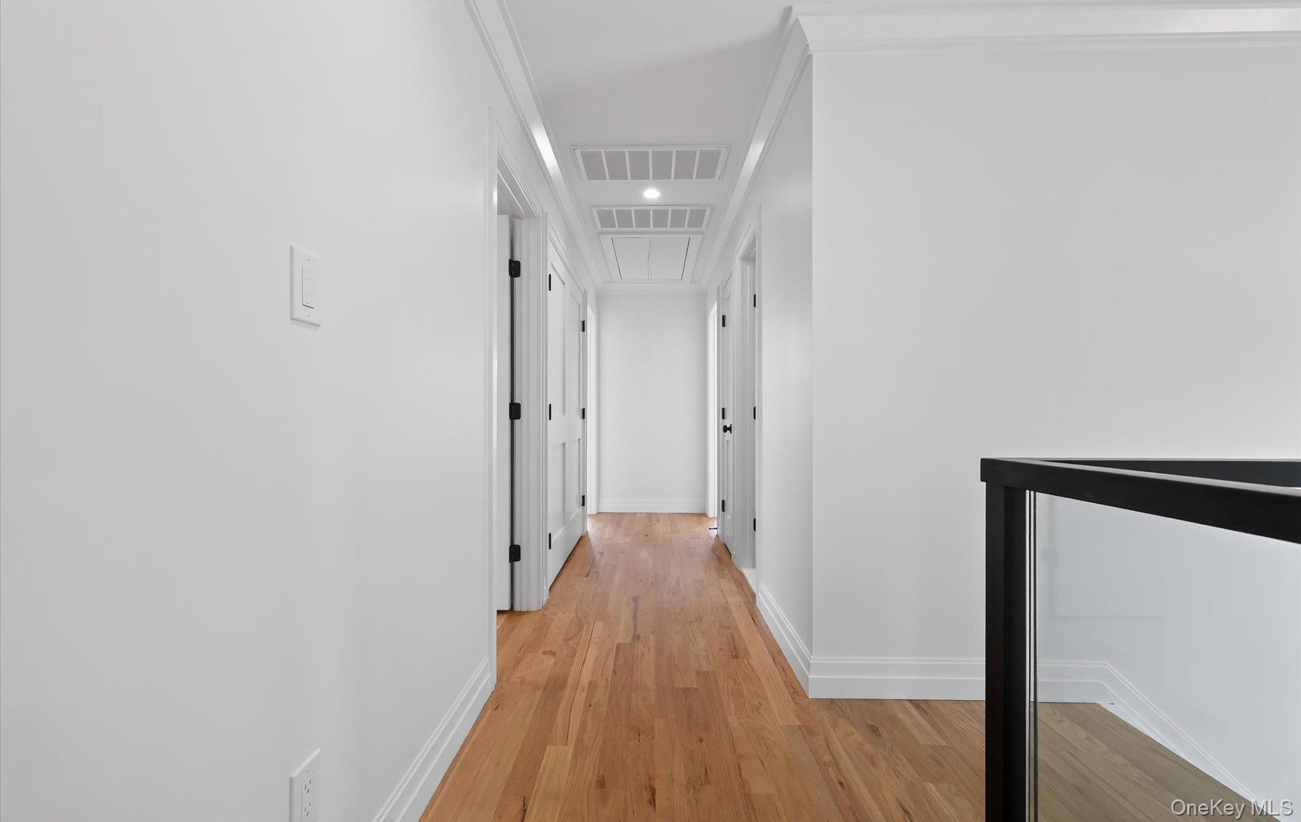 1108 Washington Place, Baldwin Harbor, NY 11510