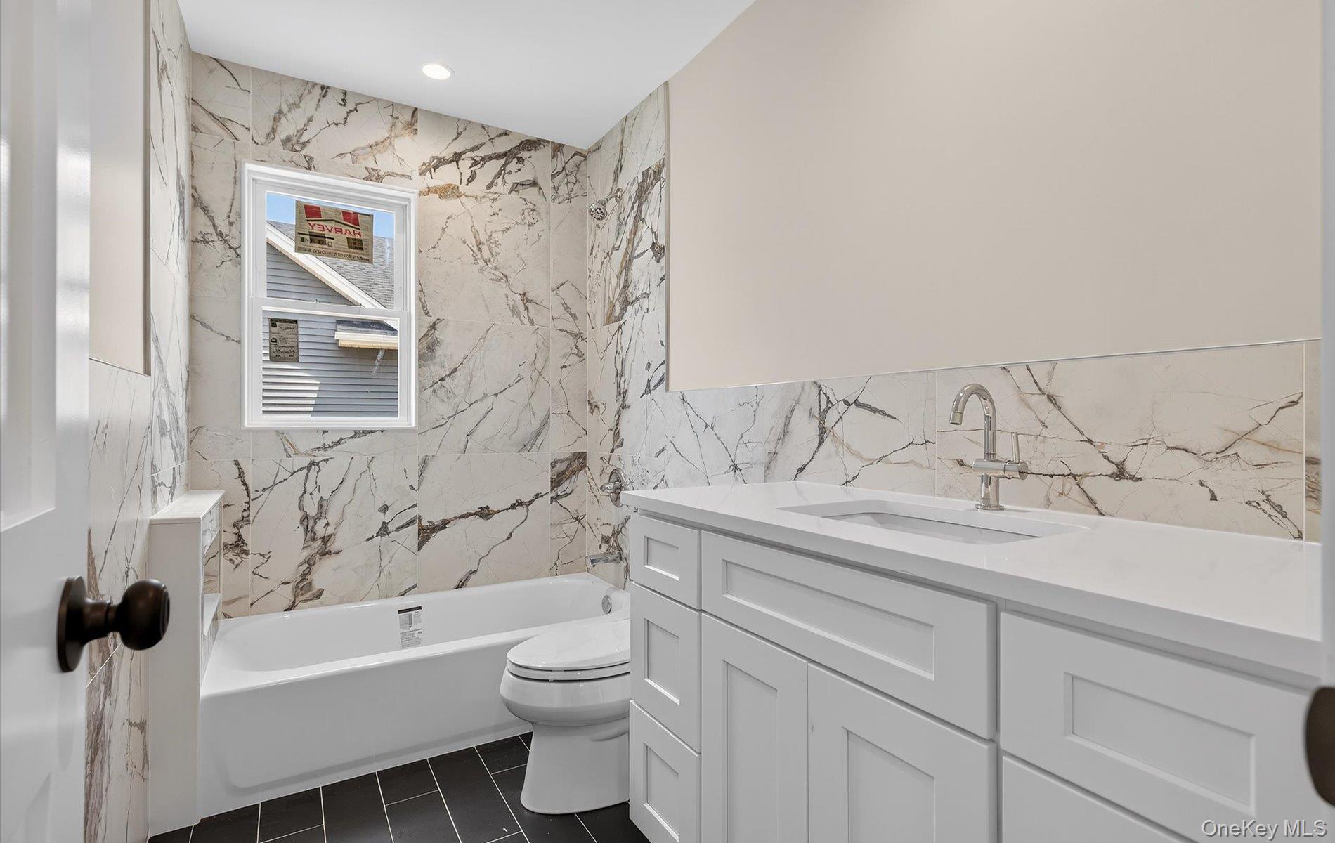 1108 Washington Place, Baldwin Harbor, NY 11510