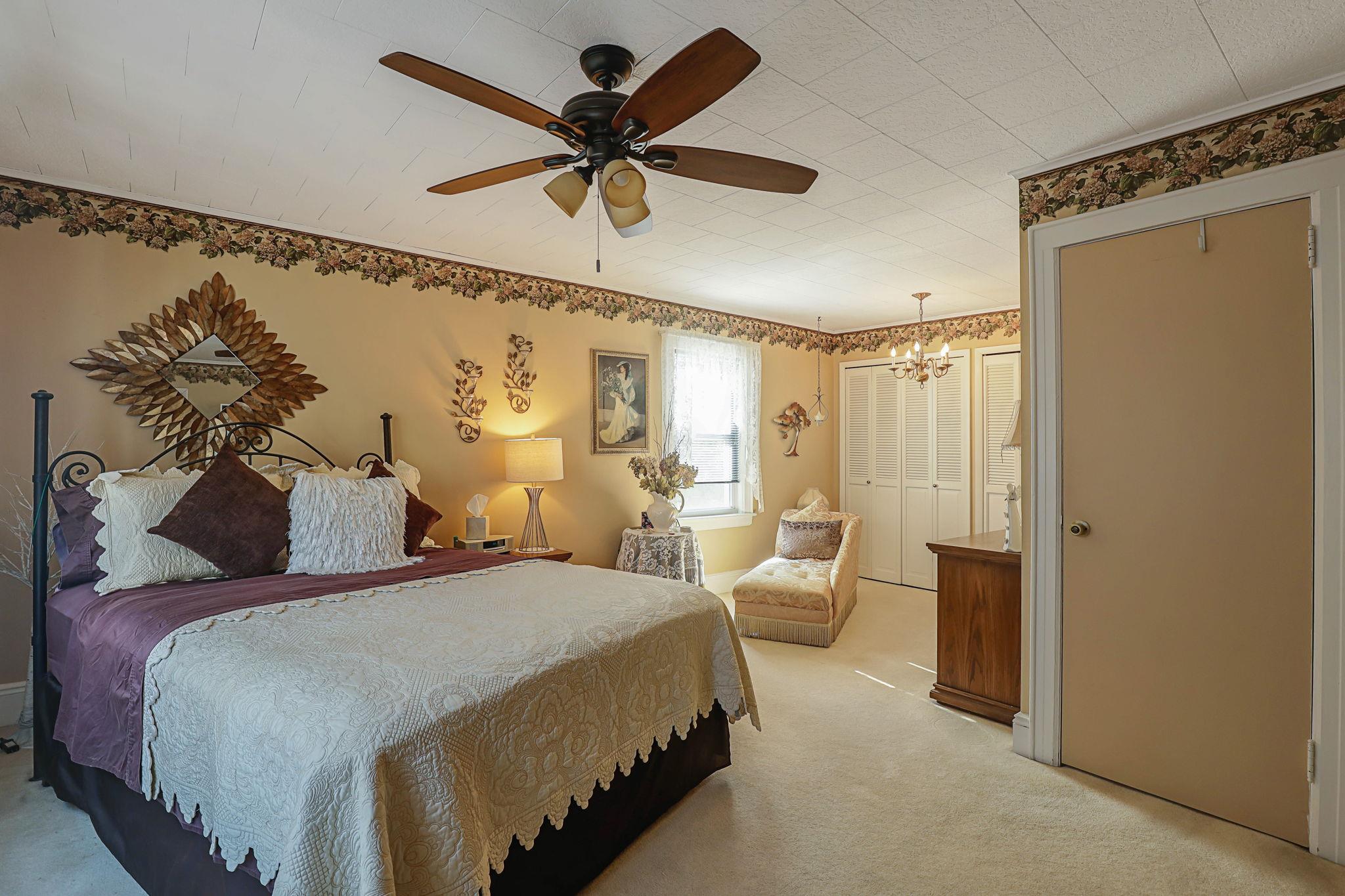 95-01 72nd Avenue, Forest Hills, NY 11375