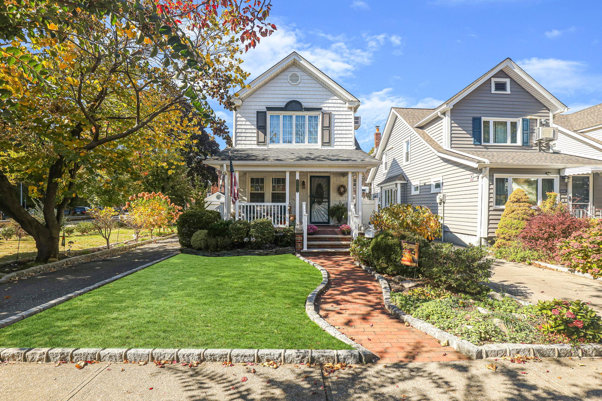 95-01 72nd Avenue, Forest Hills, NY 11375