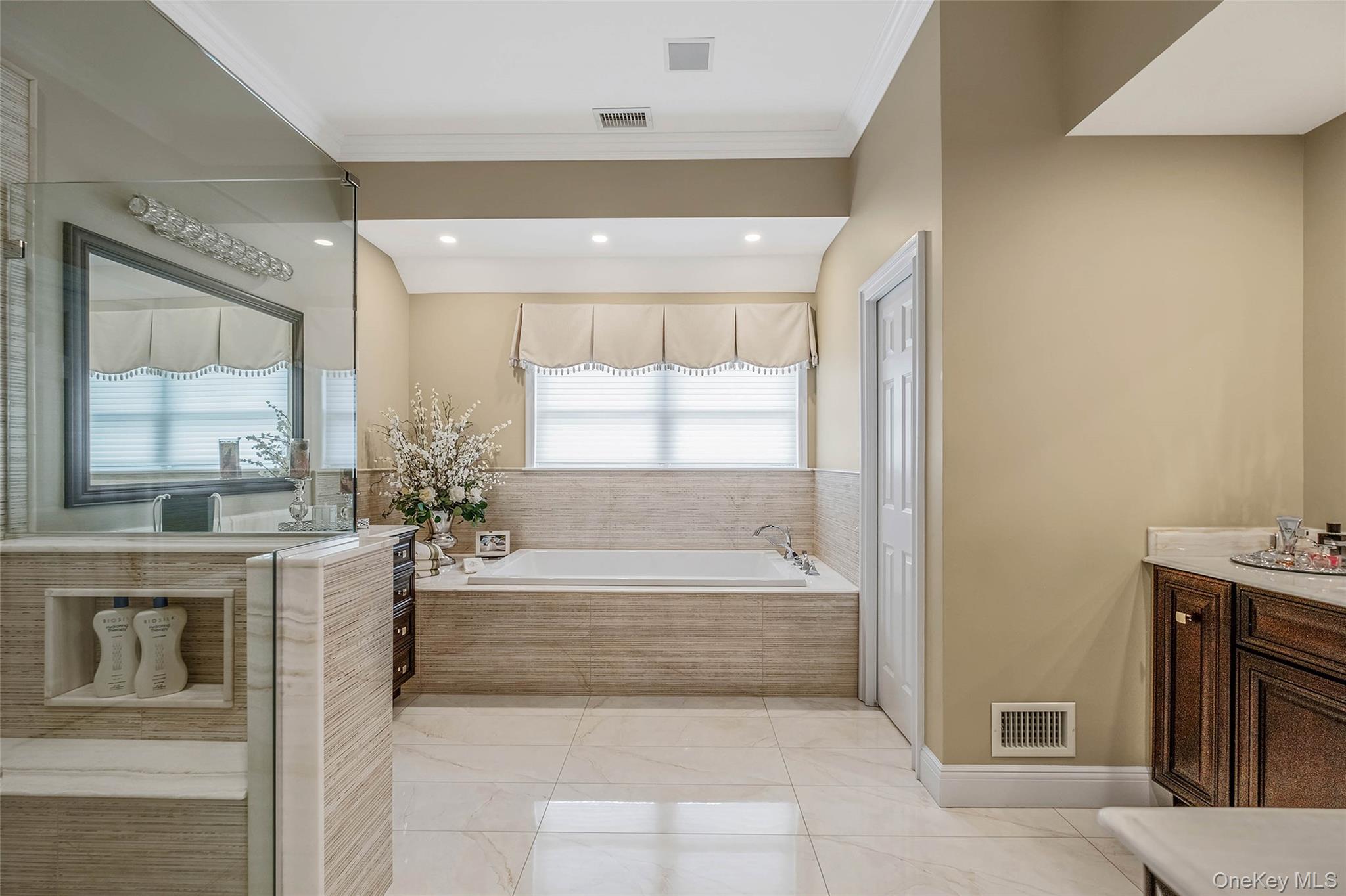 43 Casey Lane, Mount Sinai, NY 11766