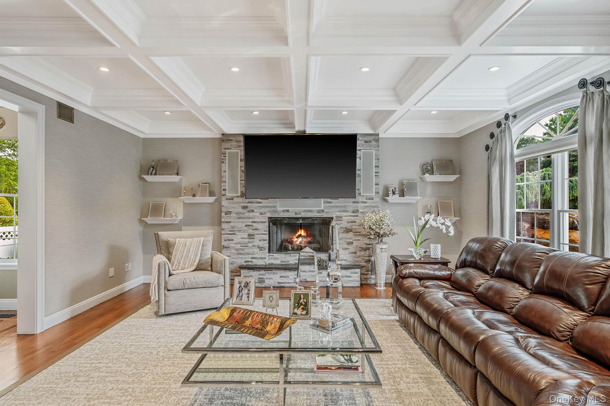 43 Casey Lane, Mount Sinai, NY 11766