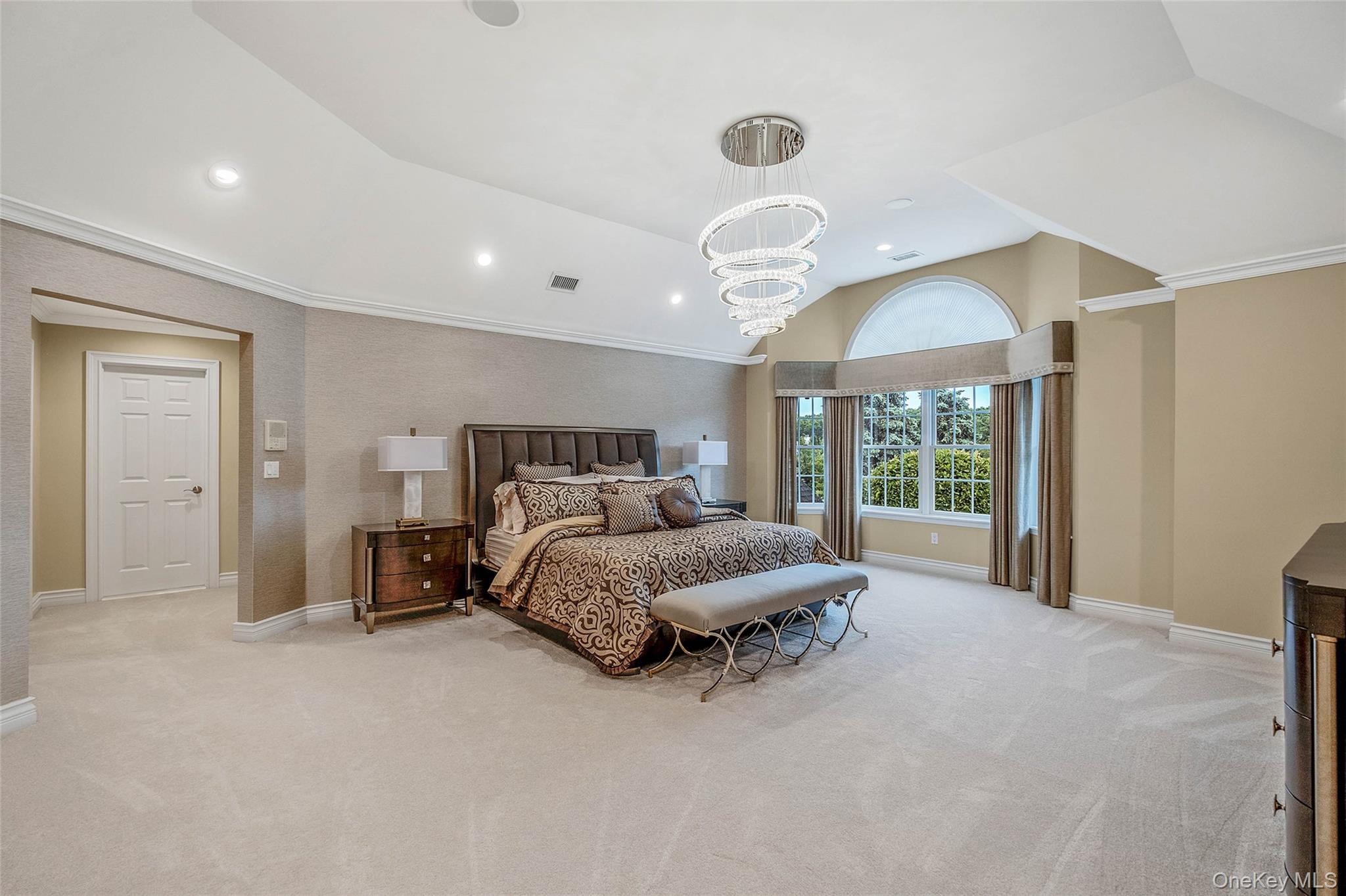 43 Casey Lane, Mount Sinai, NY 11766