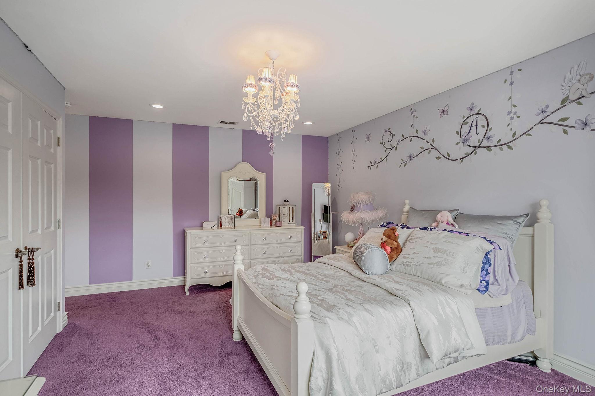 43 Casey Lane, Mount Sinai, NY 11766